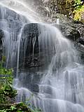 Graufilter: Wasserfall mit B+W Graufilter 64x